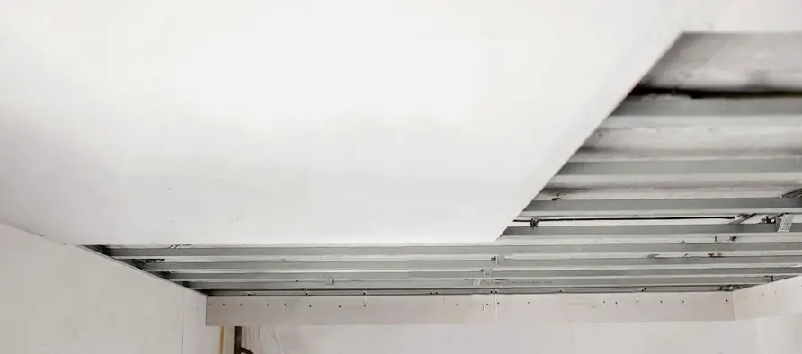 Потолок из гипсокартона